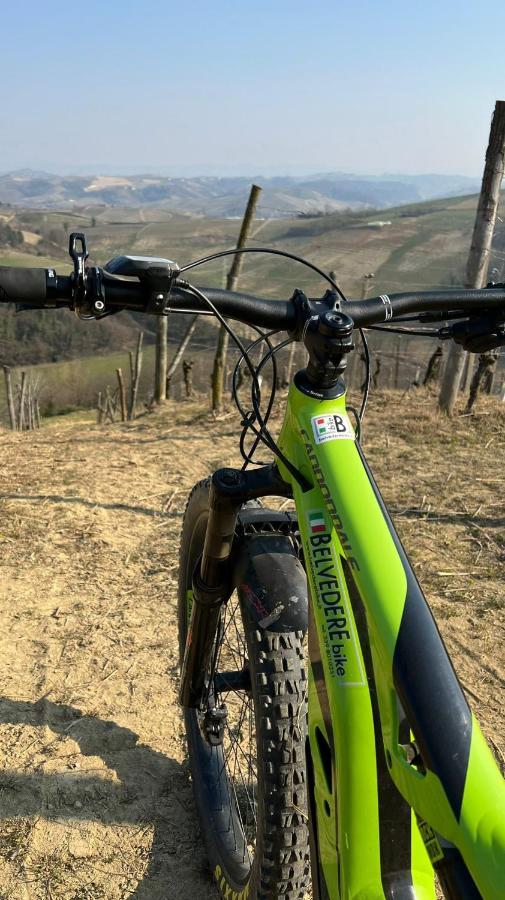 Belvedere Bike Hotel Монта Экстерьер фото
